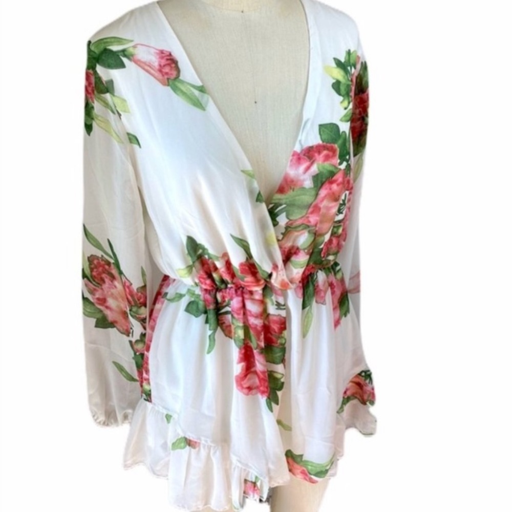 NWOT SHOWPO floral romper